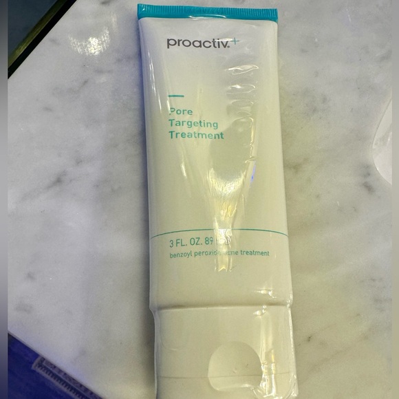 🏷️🏷️Proactiv Revitalizing Toner 6ml, Repair 3ml, Pore Targeting Treatment NEW! - Picture 12 of 13